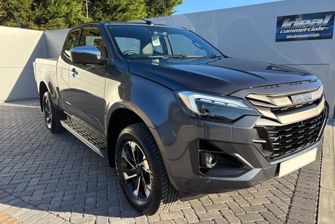 Isuzu D-Max DL40 4x4 Extended Cab 2.2 Automatic Pickup - In Stock! 1
