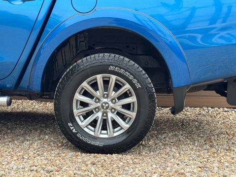 Mitsubishi L200 2.4 L200 Warrior Double Cab DI-D 4WD 5dr 18