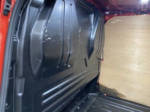 Ford Transit Custom 320 LIMITED L2H1 P/V ECOBLUE 11
