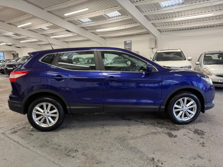 Nissan Qashqai 1.5 dCi Acenta 2WD Euro 5 (s/s) 5dr 6