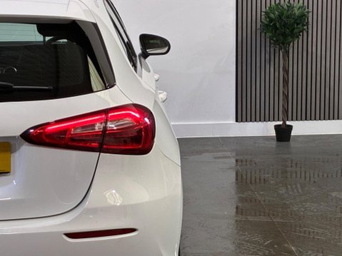 Mercedes-Benz A Class 1.5 A180d SE 7G-DCT Euro 6 (s/s) 5dr 44