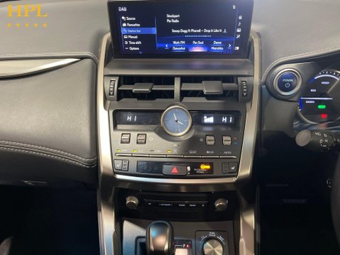 Lexus NX 2.5 300h Luxury SUV 5dr Petrol Hybrid E-CVT 4WD Euro 6 (s/s) (197 ps) 18