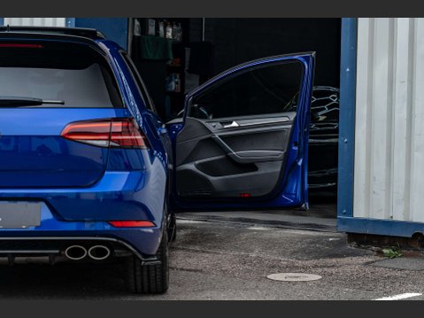 Volkswagen Golf 2.0 Golf R TSi 4Motion Semi-Auto 4WD 5dr 8