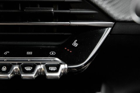 Peugeot 208 GT PREMIUM 38