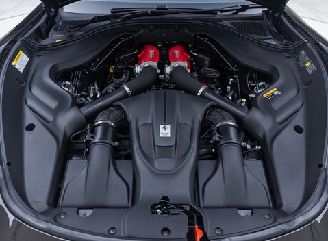 Ferrari Roma SPIDER 39