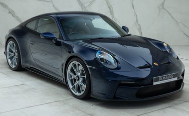 Porsche 911 GT3 TOURING (992) 11