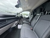 Ford Transit Custom AUTO LWB L2H1 Low Roof Limited 320 Air Con Alloys Cam Sensors EURO 6 13