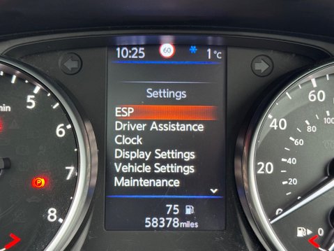 Nissan Qashqai 1.3 DIG-T Tekna Euro 6 (s/s) 5dr 23