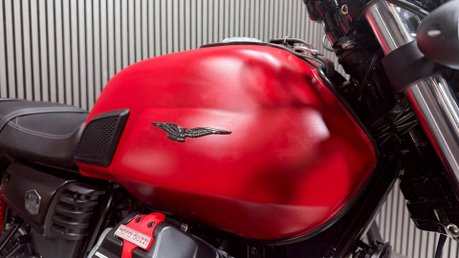 Moto Guzzi V7 750 STONE 2020 ONLY 7K MOT 9/27 CAFE RACER BOBBER 11