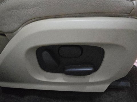 Land Rover Range Rover Evoque 2.2 SD4 Pure Tech Auto 4WD Euro 5 (s/s) 5dr 42