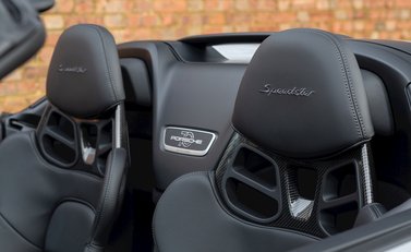 Porsche 911 (991.2) Speedster 24