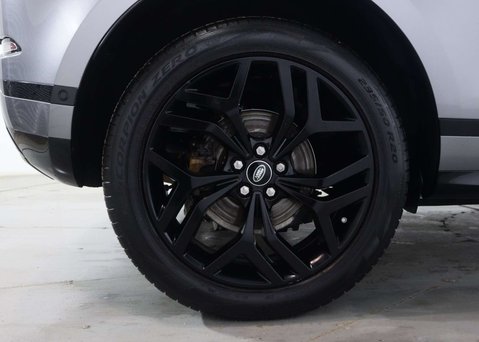 Land Rover Range Rover Evoque 2.0 Range Rover Evoque R-Dynamic SE Auto 4WD 5dr 18