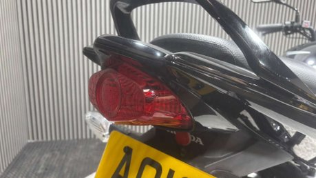 Honda CBF125 CBF125 2012 ONLY 6K MOT SERVICED ICONIC LEARNER BIKE 125CC 20