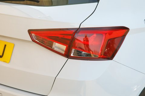 SEAT Arona TSI SE TECHNOLOGY 9