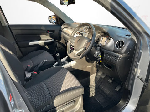 Suzuki Vitara 1.6 SZ-T 5dr 18