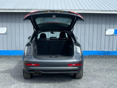 Audi Q3 2.0 TDI S line quattro Euro 5 (s/s) 5dr 9