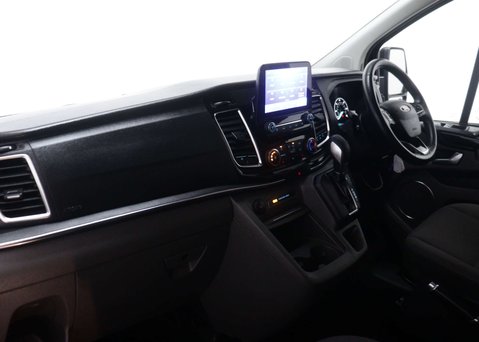 Ford Tourneo Custom 2.0 Tourneo Custom 320 Titanium EcoBlue Auto L2 4dr 34