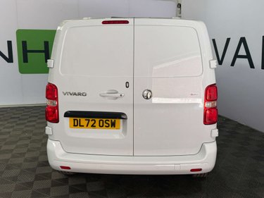 Vauxhall Vivaro 1.5 Vivaro F2700 Professional S/S 4