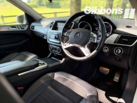 Mercedes-Benz M Class 3.0 ML350 AMG Line Premium Bluetec Auto 4WD 5dr 16