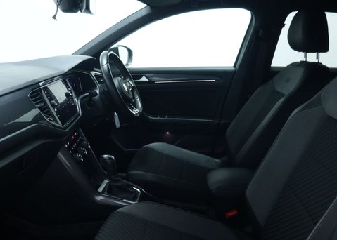 Volkswagen T-Roc 1.5 T-Roc R-Line TSi Evo Semi-Auto 5dr 46