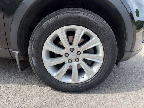 Land Rover Discovery Sport 2.0 Discovery Sport SE Tech TD4 4WD 5dr 52