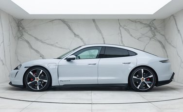Porsche Taycan 4S 2