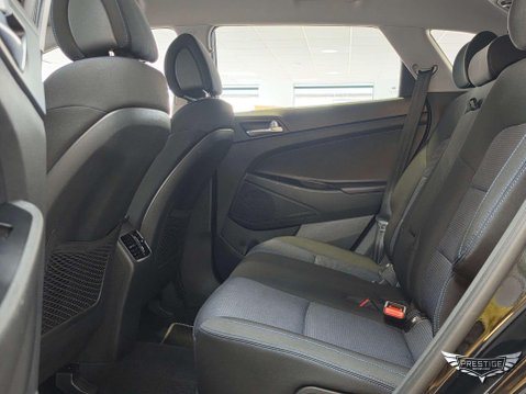 Hyundai TUCSON 1.7 CRDi Blue Drive SE Nav Euro 6 (s/s) 5dr 76
