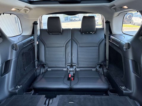 Land Rover Discovery 3.0 Discovery HSE SDV6 Auto 4WD 5dr 14