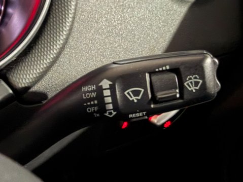 Audi TT TDI QUATTRO BLACK EDITION 24