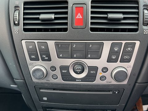 Nissan Almera 1.8 16v SXE 5dr 24