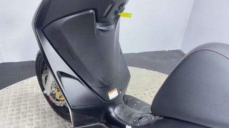 Piaggio Medley 2023 ONLY 4K 125CC LEARNER SCOOTER 15 BHP NEW MOT WARRANTY 22