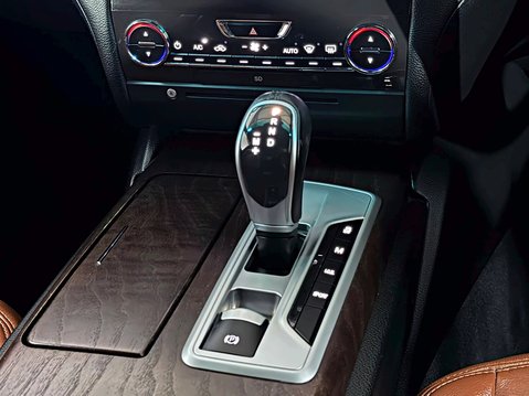 Maserati Ghibli DV6 19
