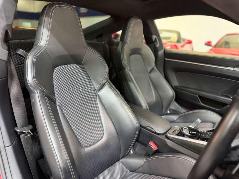Porsche 911 3.7T 992 Turbo S Coupe 2dr Petrol PDK 4WD Euro 6 (s/s) (650 ps) 37