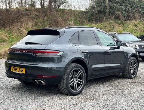 Porsche Macan 3.0 Macan S Semi-Auto 4WD 5dr 4