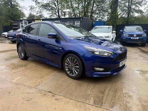 Ford Focus 1.0T EcoBoost ST-Line Hatchback 5dr Petrol Manual Euro 6 (s/s) (140 ps) 3