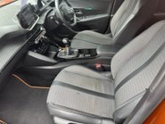 Peugeot 2008 1.2 PURETECH S/S ALLURE PREMIUM 5 Dr 17