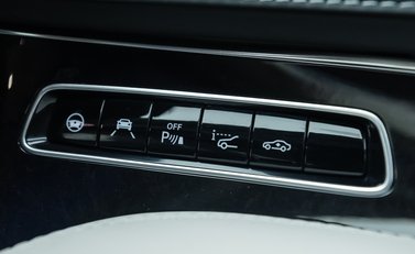 Mercedes-Benz S Class AMG S 63 Coupe 23