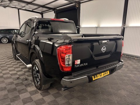 Nissan Navara 2.3 dCi Tekna Auto 4WD Euro 6 4dr 48