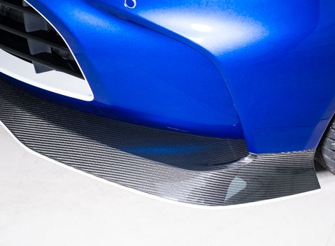 Aston Martin V12 Vantage Roadster 31