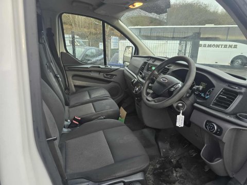 Ford Transit Custom 320 BASE P/V L1 H1 CREWCAB 8