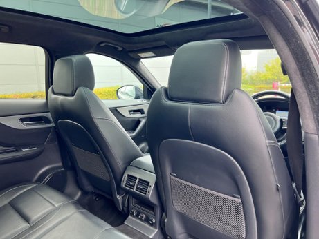 Jaguar F-Pace 2.0 D180 Chequered Flag Auto AWD Euro 6 (s/s) 5dr 32