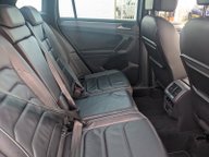 Volkswagen Tiguan R-LINE TDI BMT 4MOTION DSG 17