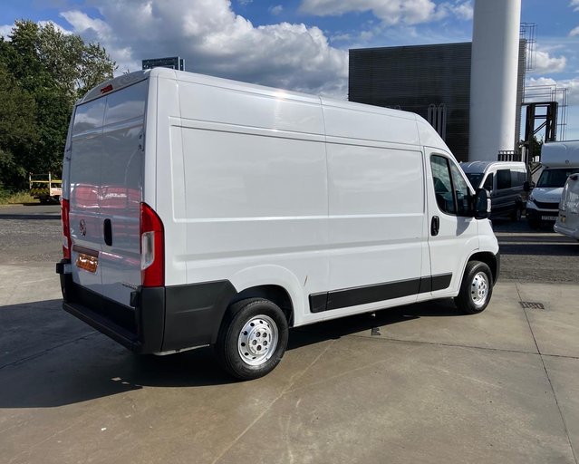 Renault Master RENAULT MASTER LML35TW B-NES