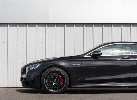 Mercedes-Benz S Class S63 Coupe 30