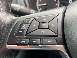 Nissan Juke 1.0 Juke N-Connecta DiG-T 5dr 51