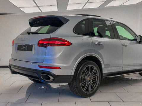 Porsche Cayenne 3.0 Cayenne D Platinum Edition V6 Tiptronic S A 4WD 5dr 18