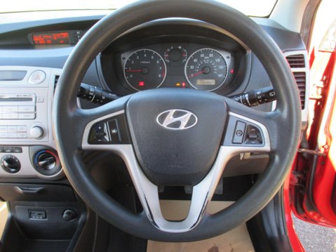 Hyundai i20 1.2 Comfort Euro 4 3dr 17