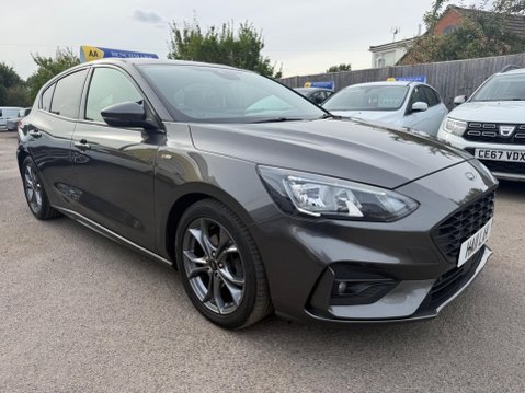 Ford Focus 1.0T EcoBoost ST-Line Euro 6 (s/s) 5dr 4