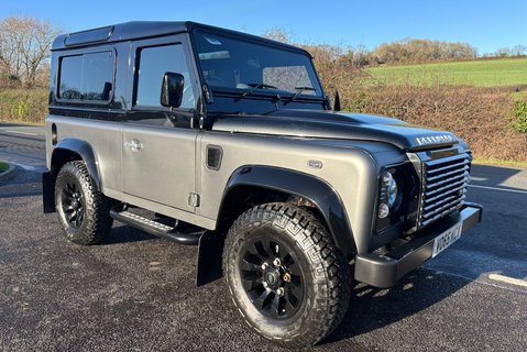 Land Rover Defender 90 TD Autobiography Station Wagon - 1/100 Made - LR Service History 5