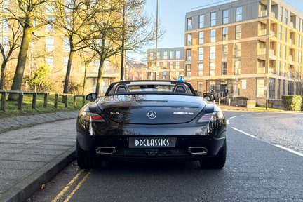 Mercedes-Benz SLS AMG GT ROADSTER- I OF ONLY 2 UK Cars 6